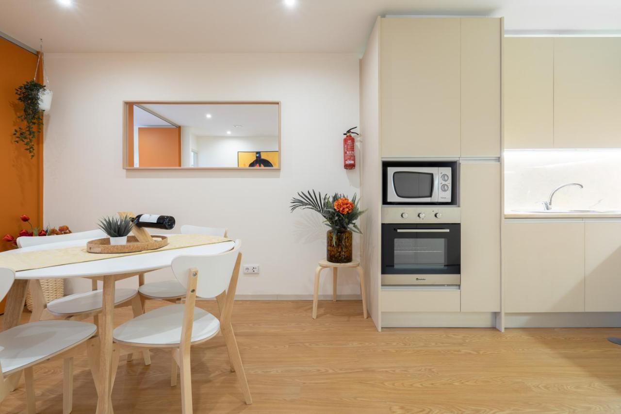 Host Wise - Colorful Bright Flat With Balcony Apartment ปอร์โต ภายนอก รูปภาพ