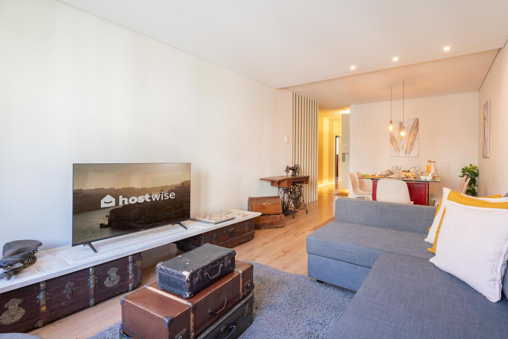 Host Wise - Colorful Bright Flat With Balcony Apartment ปอร์โต ห้อง รูปภาพ