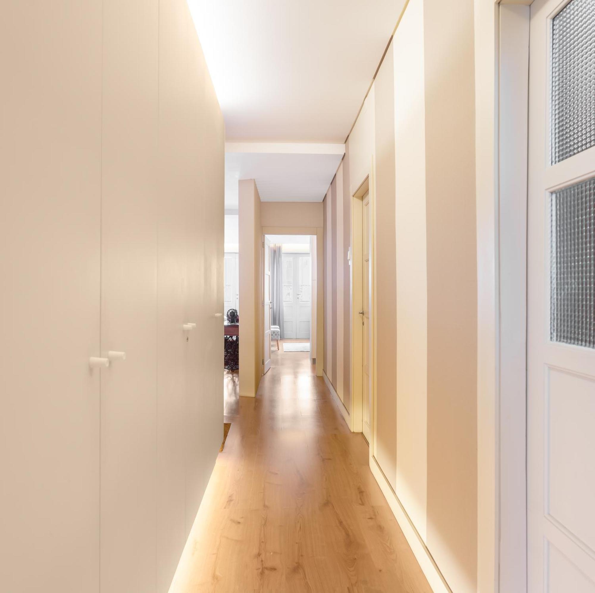 Host Wise - Colorful Bright Flat With Balcony Apartment ปอร์โต ห้อง รูปภาพ