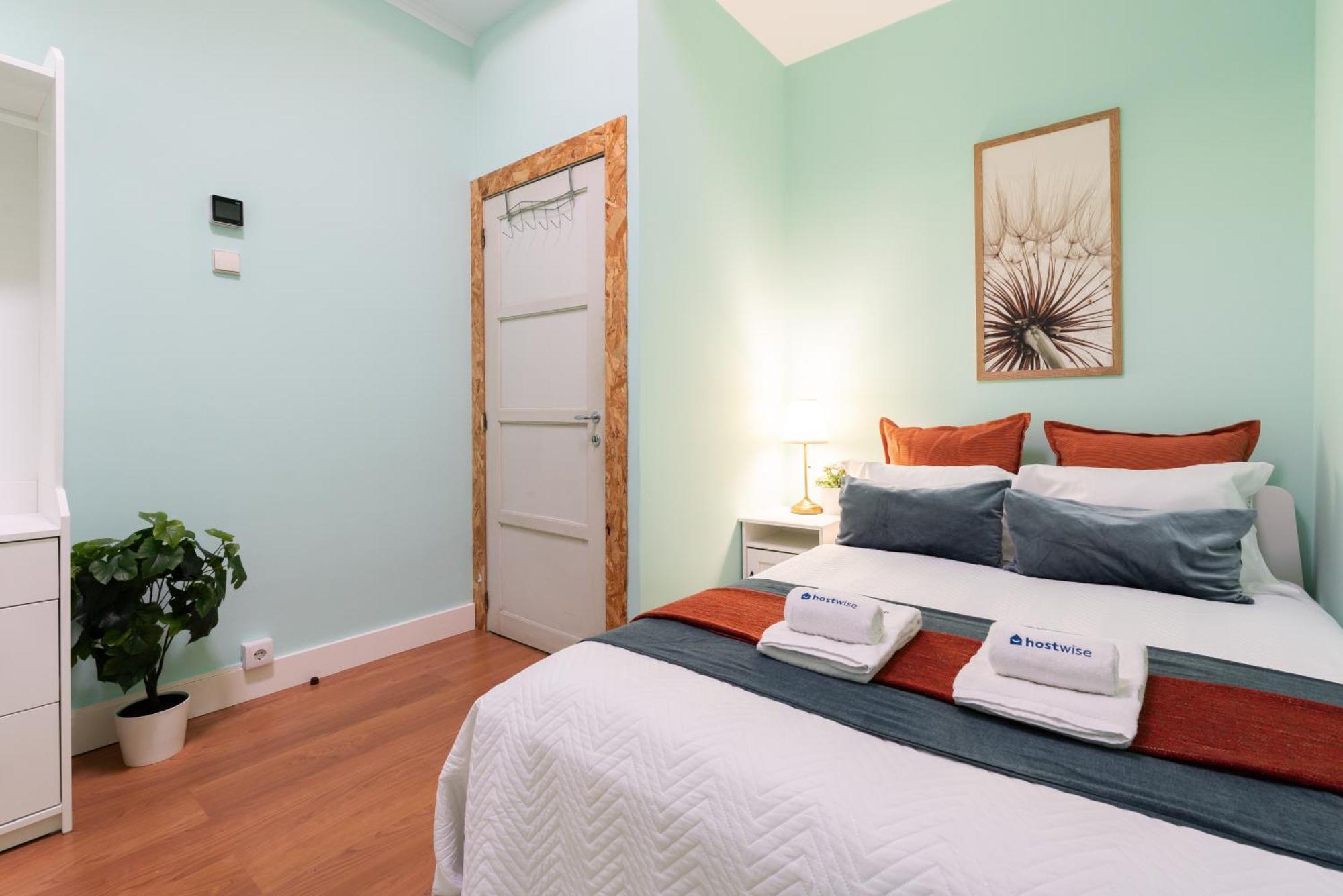 Host Wise - Colorful Bright Flat With Balcony Apartment ปอร์โต ห้อง รูปภาพ